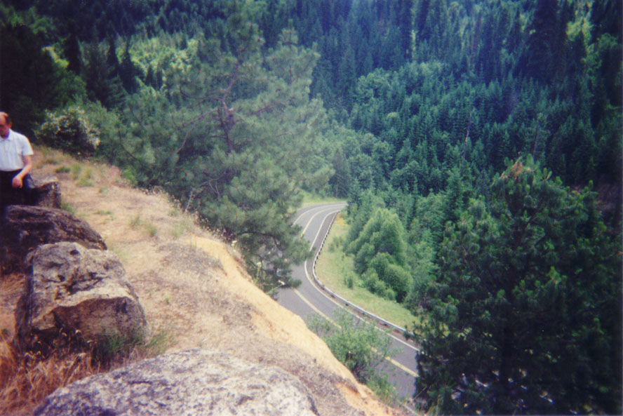 Switchbacks. South of the Dent Bridge