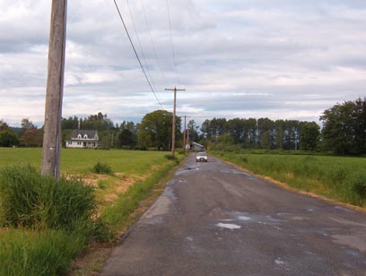 Northwards along Snoqualmie River Road